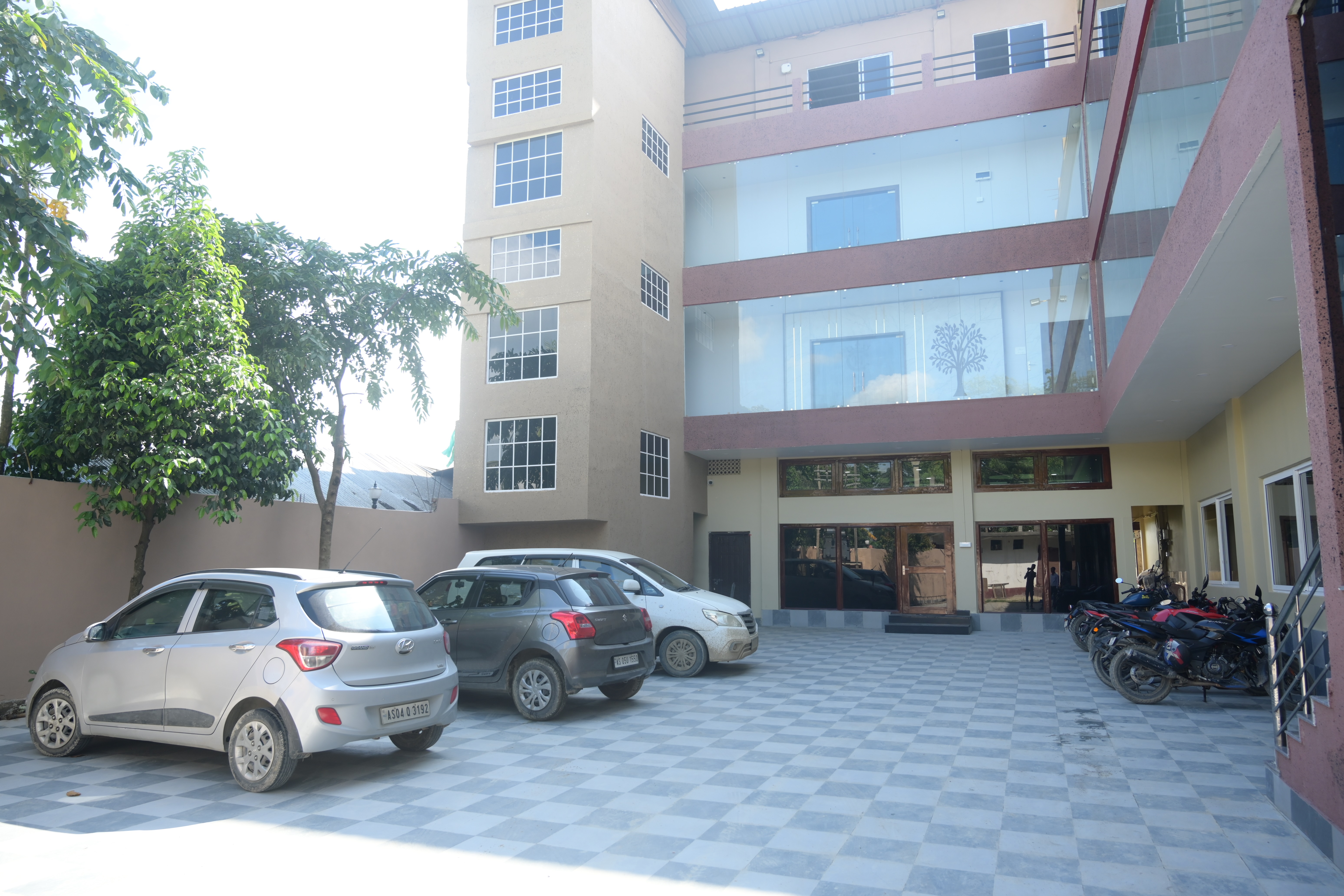 Description of Image